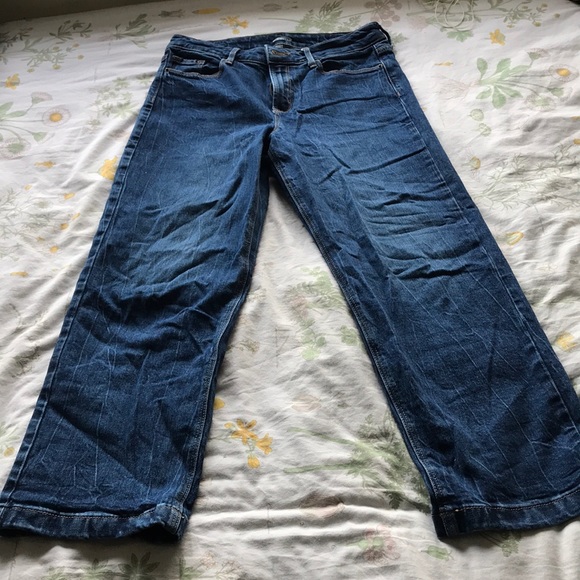 Super cute Old Navy jeans!! - Picture 2 of 7